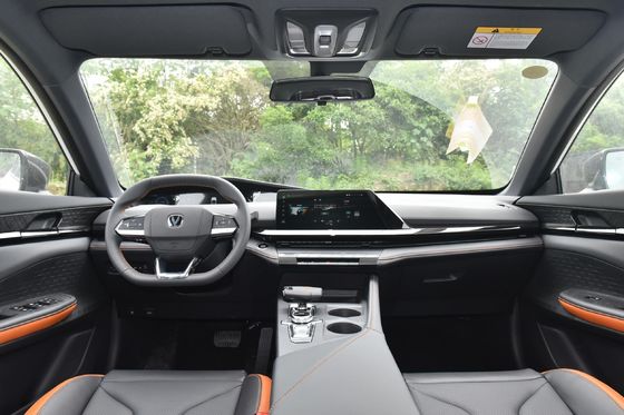 Ενεργειακά οχήματα 2024 Changan Uni-V PHEV Αυτοκίνητο 5 θέσεων σε λευκό μαύρο λευκό ή κόκκινο