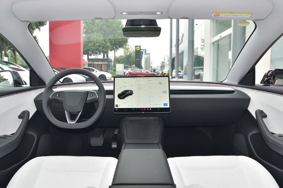 78.4KWH μπαταρία 2024 Tesla Model 3 4 πόρτες 5 θέσεις Ηλεκτρικό όχημα για ενήλικες