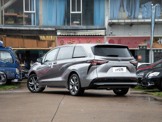 MPV Second-Hand Toyota Sienna με φυσικά αναπνευστικό τύπο κινητήρα και προβολείς LED