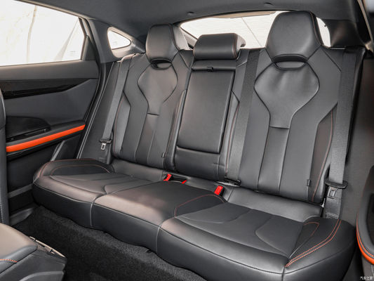 5 θέσεις Changan UNI-V Sedan 2023 2024 1.5T 2.0T UNI-V Βενζινοκίνητο αυτοκίνητο εντός του προϋπολογισμού σας