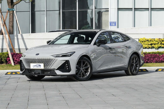 2024 Changan UNI-V Plug-In Υβριδικό Βενζινοκίνητο Ηλεκτρικό Αυτοκίνητο