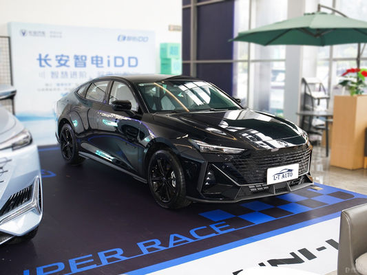 2024 Τσανγκάν UNI-V 2.0T Βενζίνη 4WD οδήγηση οχήμα υψηλής ταχύτητας έξυπνο κατασκευασμένο σε μεταχειρισμένο αυτοκίνητο
