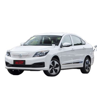 2024 Dongfeng Fengshen E70 Φθηνό ηλεκτρικό αυτοκίνητο με χρόνο φόρτισης 0,5 ώρες και 5 θέσεις