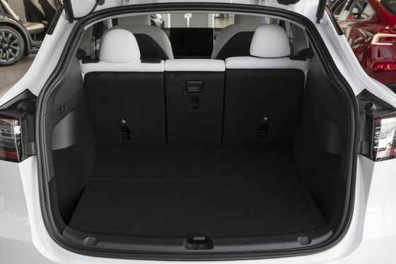 Ενεργειακό όχημα 2024 Tesla Model Y με χωρητικότητα μπαταρίας 78,4KWH και ισχύ κινητήρα 331kw