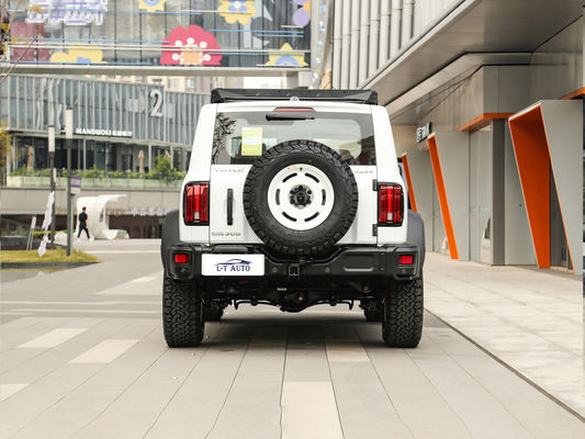 GMW Tank 300 4x4 2.0t Off-Road Vehicle Βενζίνη καυσίμων αυτοκίνητο με ABS και 360° πίσω κάμερα
