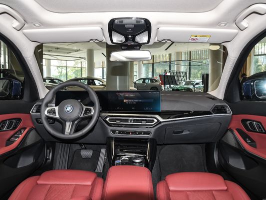 Ηλεκτρικό όχημα BMW I3 Ενεργειακό όχημα με τερνική μπαταρία λιθίου και συγχρονισμένο κινητήρα