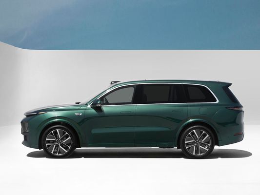 Εξαγόμενο Lixiang L9 Μεγάλο SUV με χωρητικότητα μπαταρίας 42,8kWh και σχεδιασμό 5 θυρών 5 θέσεων