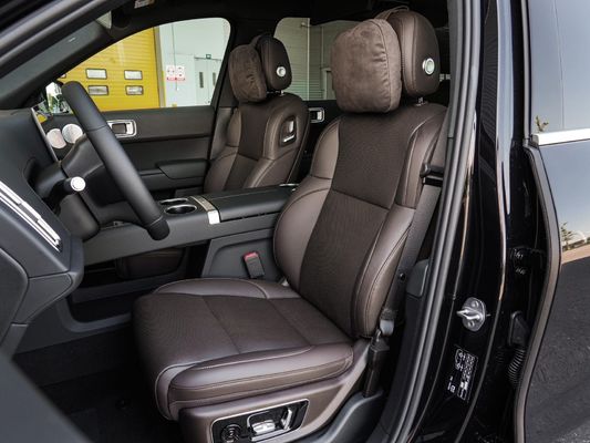 Ενεργειακό αυτοκίνητο L7 L8 L9 Μεγάλο μέγεθος SUV Ηλεκτρικό όχημα με μπαταρία 4 τροχούς κίνησης Υβριδικό SUV 449 ίππους