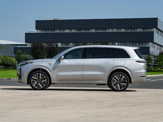 Δομή σώματος 6 θέσεων Υβριδικό Ηλεκτρικό SUV με 5,3s Επιτάχυνση και εκτεταμένη αυτονομία
