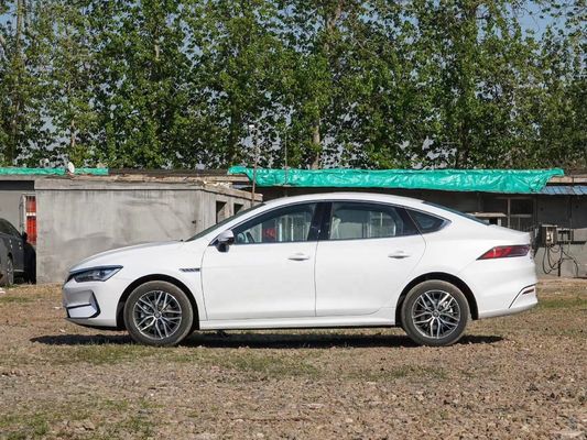 2024 BYD QIN Plus EV Ηλεκτρικό όχημα μεγάλης αντοχής 2718mm WHEELBASE 5 θέσεων Οικογενειακό αυτοκίνητο