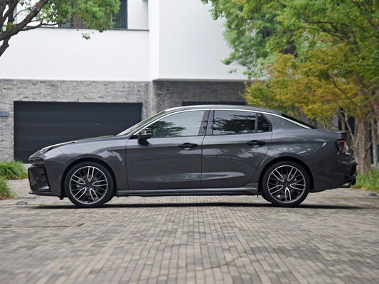 Lynkco 03 2.0td Dct Sedan 4684x1843x1460 Διαστάσεις για βέλτιστο χώρο και άνεση