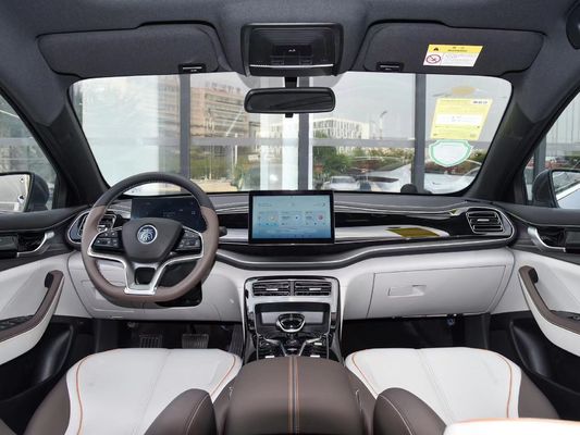 2024 BYD QIN Plus EV Ένα ηλεκτρικό αυτοκίνητο ενέργειας για έναν πολυτελή και φιλικό προς το περιβάλλον τρόπο ζωής