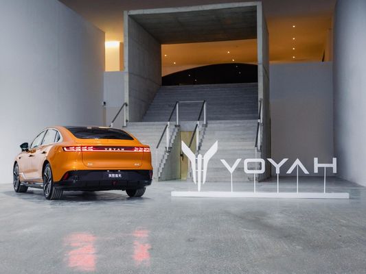 2024 Voyah Zhuiguang Ηλεκτρικό Σεντάν Στυλ 5 θέσεων EV Οχήμα 5 Χρώματα 3000 mm Σιδηροτροχιά