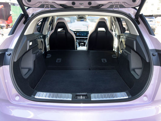 Πολυσύνδεση πίσω ανάρτηση και 2024 Geely Lynkco 06 Remix Phev 1.5T βενζινοκίνητο υβριδικό SUV