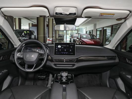 Το Hongqi E-qm5 E-hs9 το προηγμένο 4-θυρο 5-θέσιμο hatchback με μπαταρία φωσφορικού σιδήρου