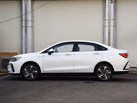 2024 Beijing Auto EU5 Συμπληκτικό ηλεκτρικό αυτοκίνητο σελάν για γρήγορη φόρτιση σε μόλις μισή ώρα
