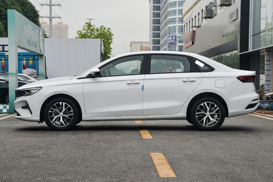 s μοντέλο 2024 Geely 5 θέσεων Sedan 1.5l 1.8l βενζίνη βενζίνη Sedan με τουρμποκινητήρα