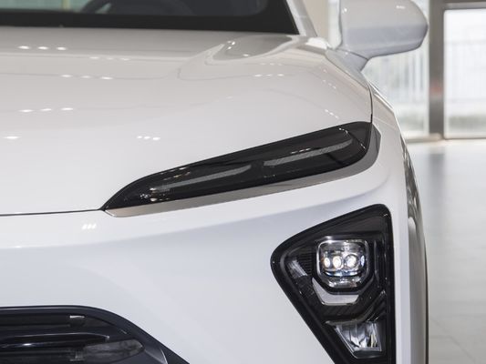 Καθαρό ηλεκτρικό αυτοκίνητο ενέργειας NIO με τριτογενή μπαταρία λιθίου και λιθίου σιδήρου φωσφορικού