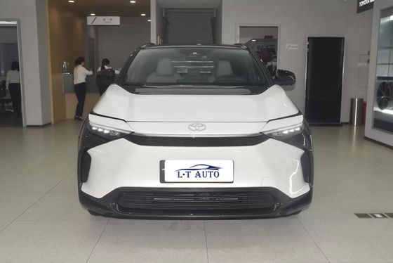 Το Toyota BZ4X Μετακίνηση τεσσάρων τροχών Μεσαίου μεγέθους Ηλεκτρικό SUV με Τερνή μπαταρία ιόντων λιθίου