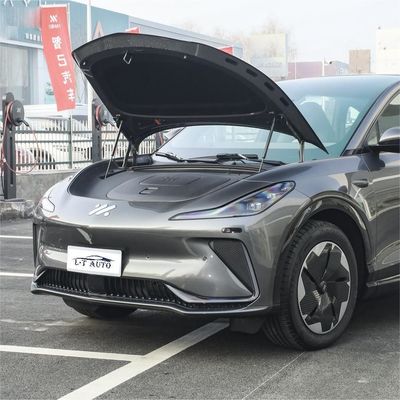Zhiji IM LS7 Υβριδικό SUV 70kWh Ιδιότητα μπαταρίας 6.5s Επιτάχυνση για ηλεκτρικό όχημα
