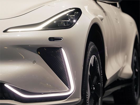 IM LS7 Luxury Smart EV SUV 5049x2002x1731mm Διαστάσεις για τα οχήματα ενέργειας Zhiji