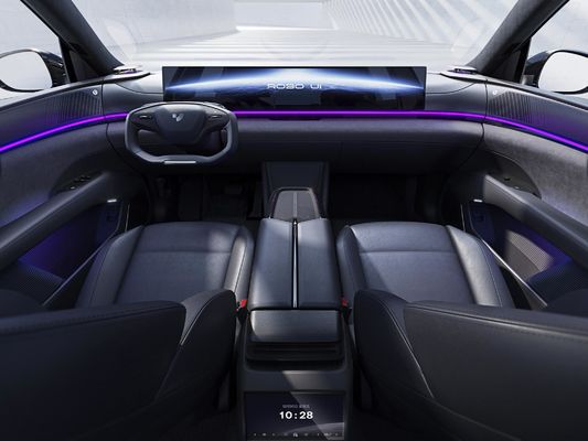 Geely Jiyue 01 Τερνή μπαταρία λιθίου διπλής κινητήρα 4WD Luxury SUV AI Car Robot EV 2024