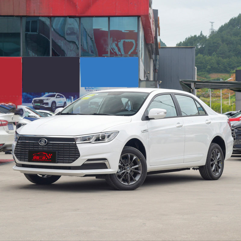BYD Qin EV Σέδαν αριστερόχειρας για 100% ηλεκτρικό καύσιμο Χρόνος ταχείας φόρτισης 1,3h Κατασκευασμένο