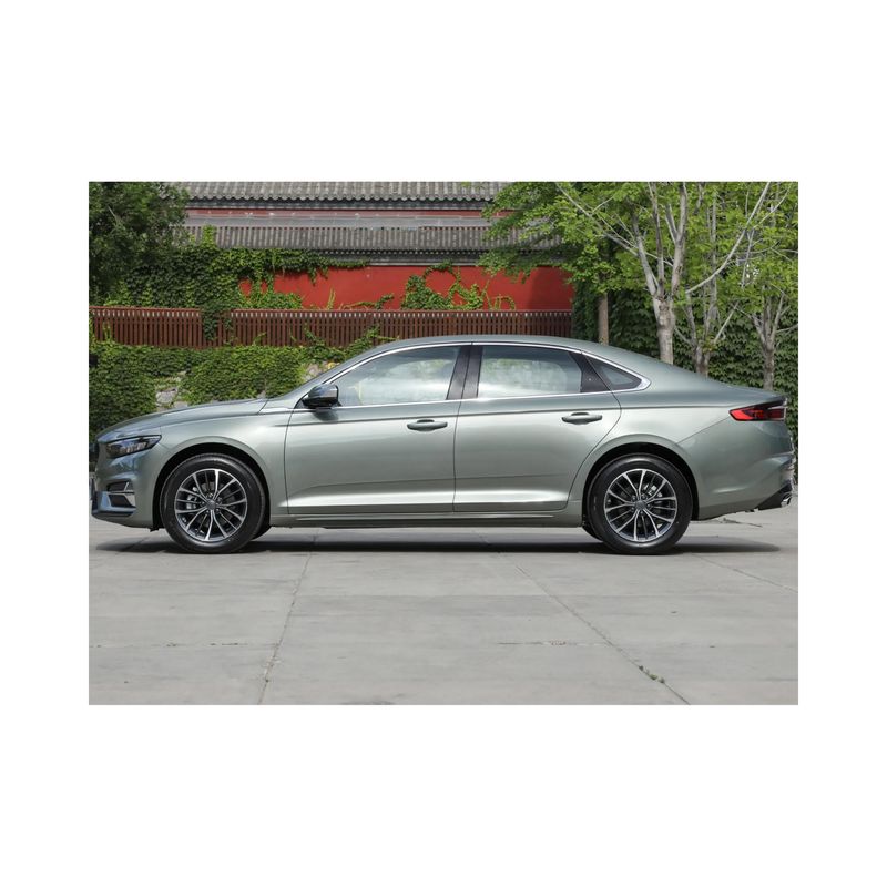 2024 Geely Xingrui 2.0T Turbo 140kw 190hp FWD 5 θέσεις Σεντάν Αυτοκίνητο με πίσω κάμερα 360°