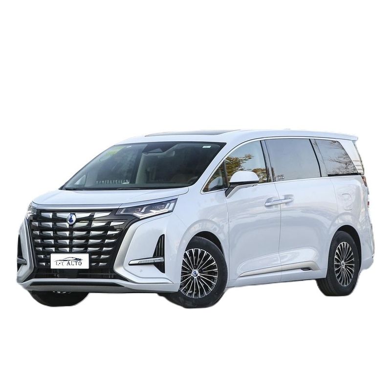 DENZA D9 4x4 MPV 7 θέσεις 103.36kWh χωρητικότητα μπαταρίας διπλού κινητήρα Μεσαίου μεγέθους