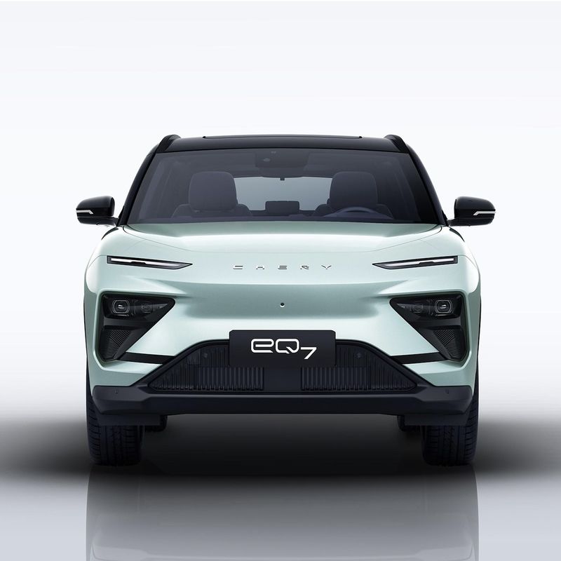 Βιώστε το μέλλον της οδήγησης με το 2024 Chery EQ7 5 θέσεων EV SUV και μπαταρία λιθίου
